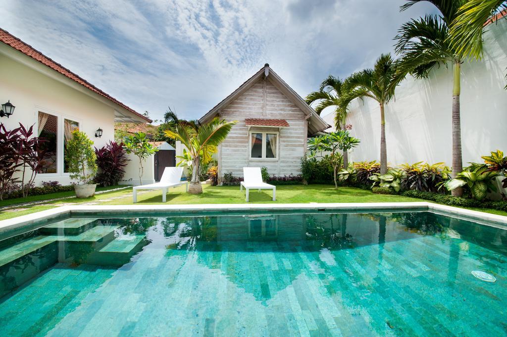 Green Garden Seminyak Villa חדר תמונה